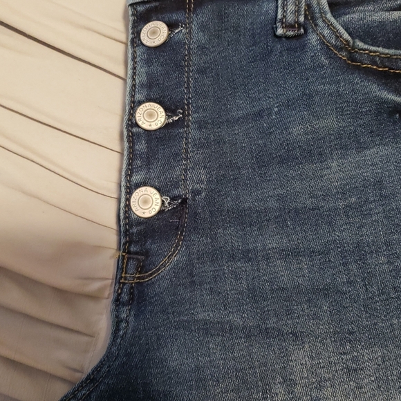 NWT skinny jeans - Picture 3 of 6